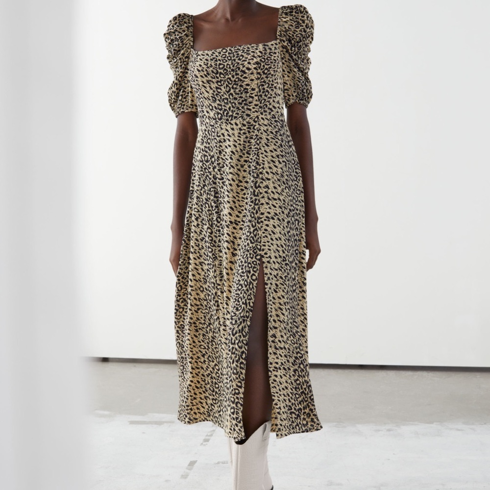 & Other Stories Puff Shoulder Crepe Midi Dress in Leopard